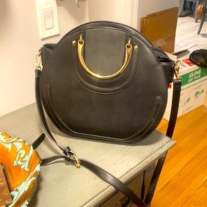 Black medium size purse.